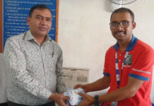 मेगा बैंकले प्रहरीलाई पकेट नोट बुक सहयोग