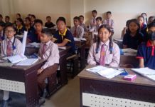 देख्ने भन्छन् ‘यो पनि सरकारी स्कुल हो र ?’