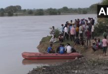 दुर्गाको प्रतिमा बिसर्जनको क्रममा ८ जनाको मृत्यु