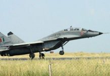 भारतमा लडाकु विमान दुर्घटना