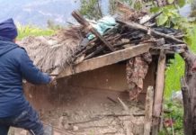 देउता रिसाउँछन् कि भन्ने डरले छाउगोठमा बस्न बाध्य