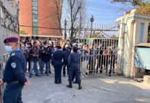 प्रधानन्यायाधीश चोलेन्द्र शमशेर जबरालाई नेपाल बारले प्रवेशमा अवरोध गर्ने