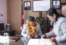 शिक्षामन्त्री शिशिर खनालले पदभार ग्रहण गरे