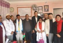 दुई स्वतन्त्र सांसद जनता समाजवादी प्रवेश