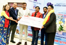 चलचित्र पत्रकार दिवसको अवसरमा विजयरत्नलाई जेठो पत्रकार घोषणा