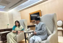प्रधानमन्त्री प्रचण्ड भारतमा पुग्याे