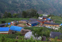 ‘विकास गाउँ पुग्यो, मान्छे बजार झरे’