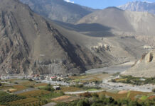 मुस्ताङ जलवायु विपद्को चपेटामा