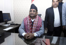 देशभरका भौतिक पूर्वाधार निर्माणको काममा भइरहेको ढिलासुस्ती अन्त्य गर्ने उपप्रम महासेठकाे प्रतिबद्धता