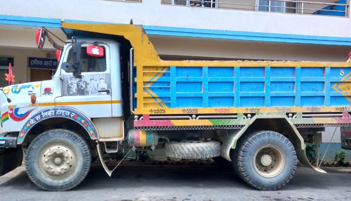 Truck-Hit-and-run-case-gwarko