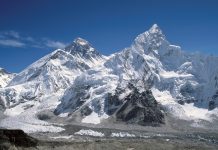 सगरमाथा चढ्ने क्रममा पाँच जनाले ज्यान गुमाए