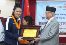 प्रधानमन्त्री ओलीबाट भलिबल खेलाडी पुरस्कृत