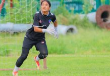 एञ्जिला तुम्बापोले युरोपमा व्यवसायिक फुटबल खेल्ने