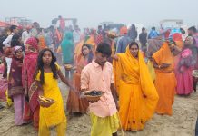 भूत मेलामा भक्तजनहरूको घुइँचो