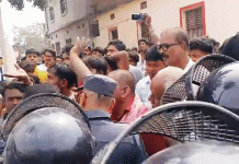 धनुषामा चोकको नामाकरण लिएर दुई समूहबीच विवाद