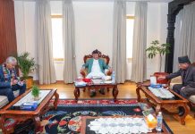 शीर्ष तीन दलकाे बैठक बस्दै