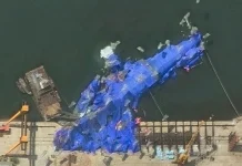 उत्तर कोरियामा प्रक्षेपणका क्रममा युद्धपोतको एक भाग भाँचियाे