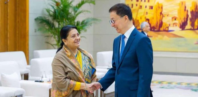 Bidhya-bhandari-hang-sen-1024x500 (1)