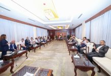 ग्यास उत्खनन र धौवादी फलाम खानीको उत्पादनका विषयमा छलफल