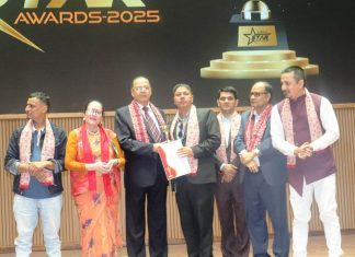 पत्रकार बजगाईलाई उत्कृष्ट शव्द रचना अवार्ड प्रदान