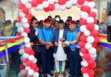 प्रधानमन्त्रीबाट मधेश प्रदेश प्रहरीको नवनिर्मित कार्यालय भवन उद्घाटन