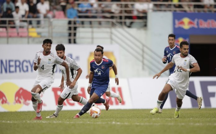 nepal-bangladeshj-First-friendly-football-match-startdvgbdfdv