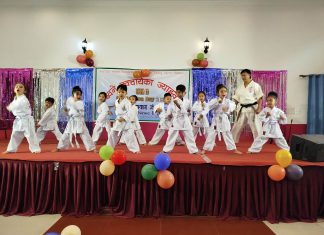 मोडर्न नेवा: इं. स्कुलका २९ जना विद्यार्थीहरू ग्राजुयट