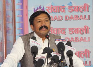 ‘संविधान विपरित सुकुम्बासी बस्तीमा डोजर, अब संघर्ष हुन्छ’