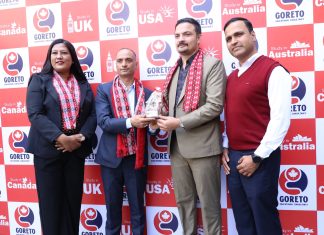 विद्यार्थीलाई सेवा प्रदान गर्दै गोरेटो एजुकेशन