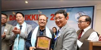 पर्वतारोही कुन्जाङ ग्यात्सो भुटियाको जीवनीमा आधारित पुस्तक बिमाेचन
