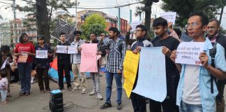 अव्यवस्थीत बस्ती हटाउने अभियानको विरोध