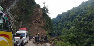 बाढीपहिरोबाट सडकखण्ड प्रभावित