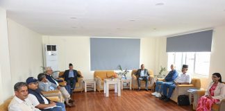 एमाले पार्टी पुनर्गठनबारे थप छलफल