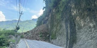 देशका विभिन्न राजमार्गमा सवारी आवागमन प्रभावित